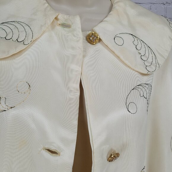 VTG Paulette Ivory Satin 1940 Parisan Gold Button Embroidered House Coat Size 14 - Picture 4 of 16